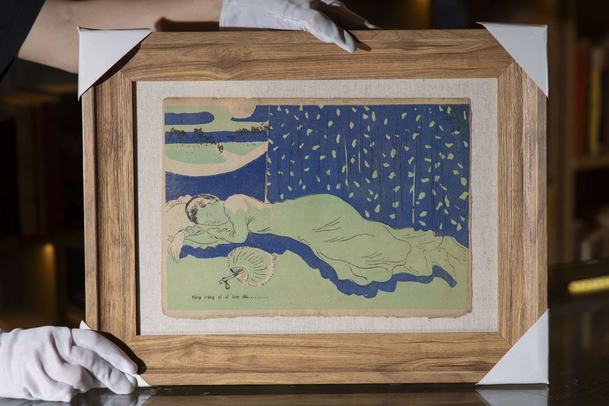 Sach ma vang 24K, gia hang tram trieu o Le hoi Duong sach Tet 2026 hinh anh