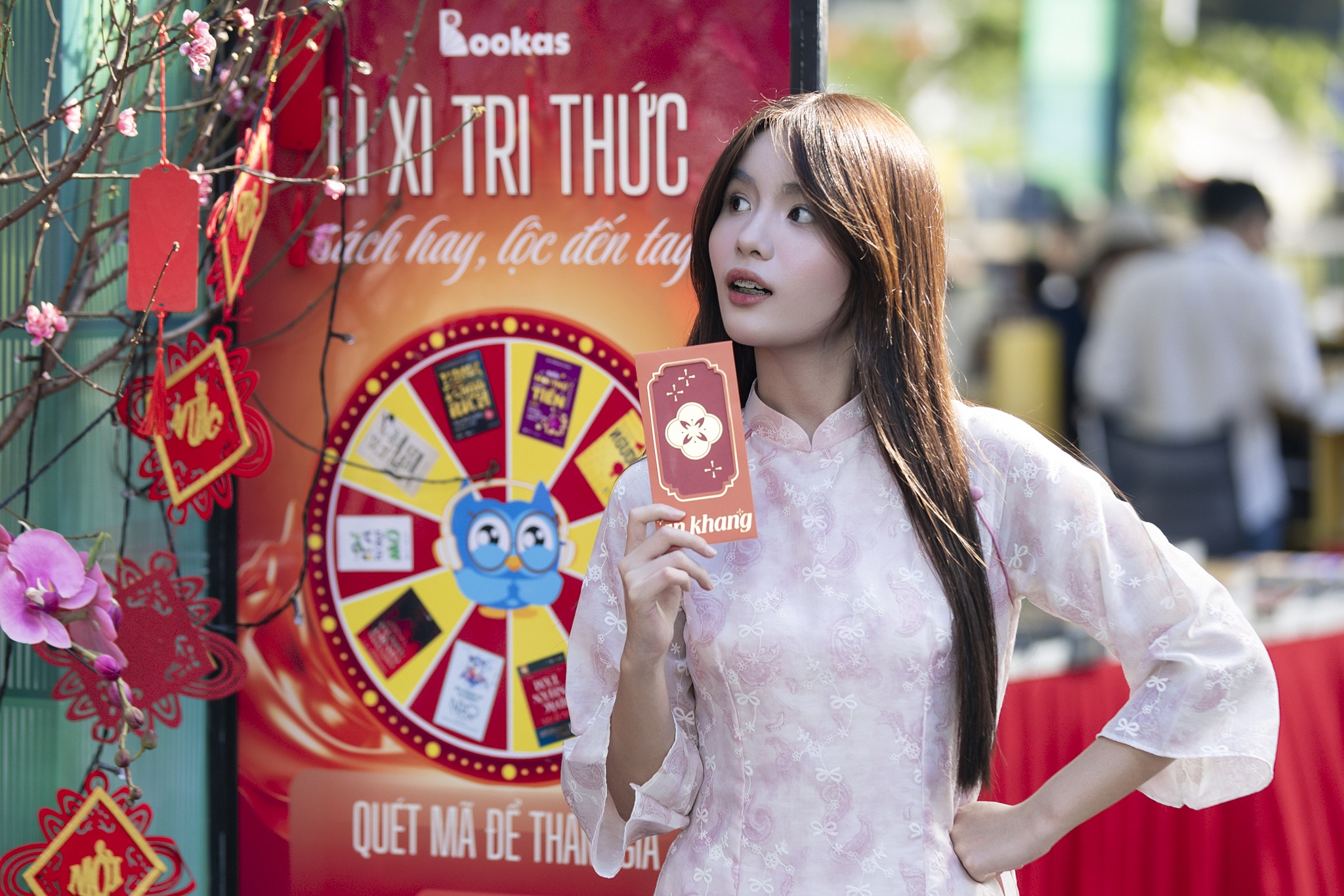 Lan dau den Duong sach Tet, toi thay mot TP.HCM phat trien hinh anh