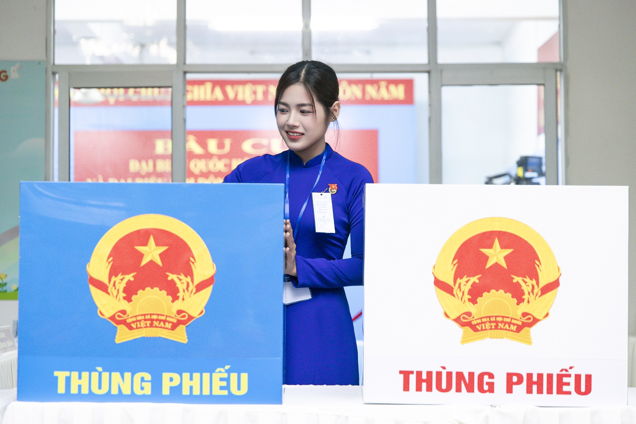 Dia phuong dan dau ty le cu tri di bau cu hinh anh