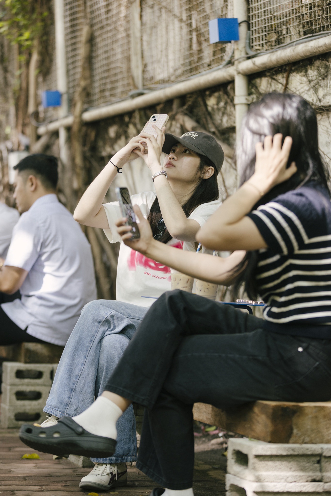 Nha Van hoa Thanh nien anh 4