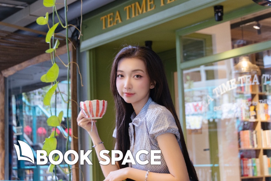 BOOK SPACE