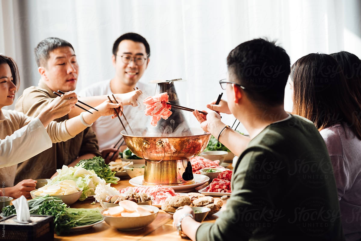 Nguoi dan khap chau A dang an mon gi vao ngay Tet? hinh anh