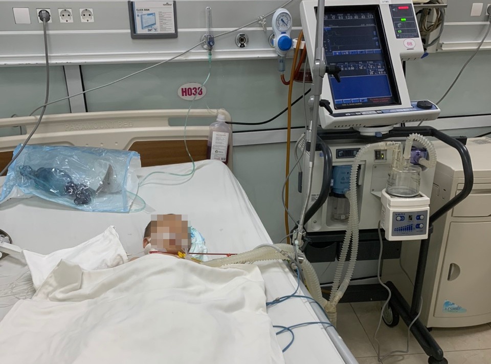 Tre 10 thang tuoi nguy kich vi mac phai benh thuong gap hinh anh