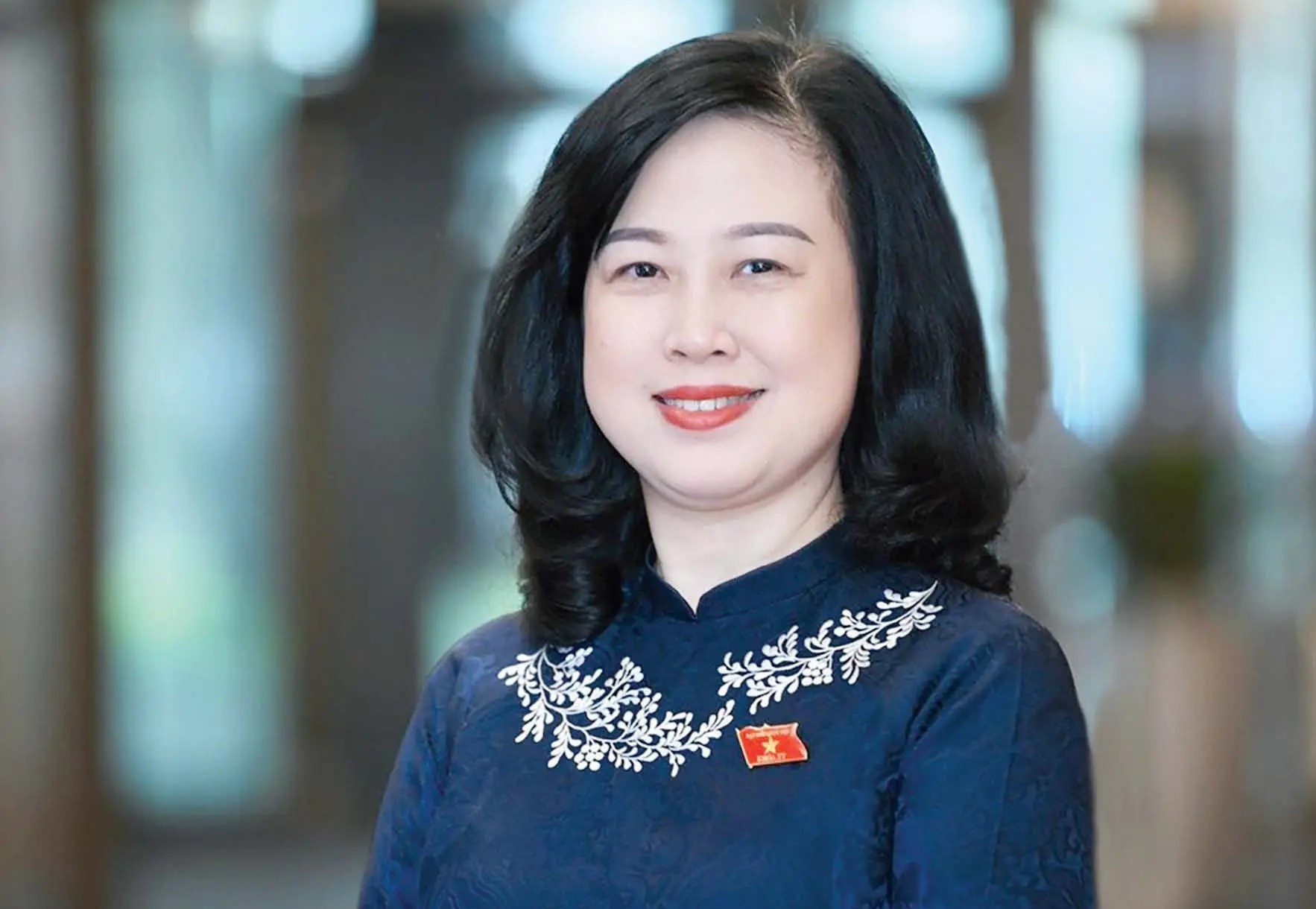 Lang nghe, dong long, thuc hien nhiem vu cham soc suc khoe nhan dan hinh anh