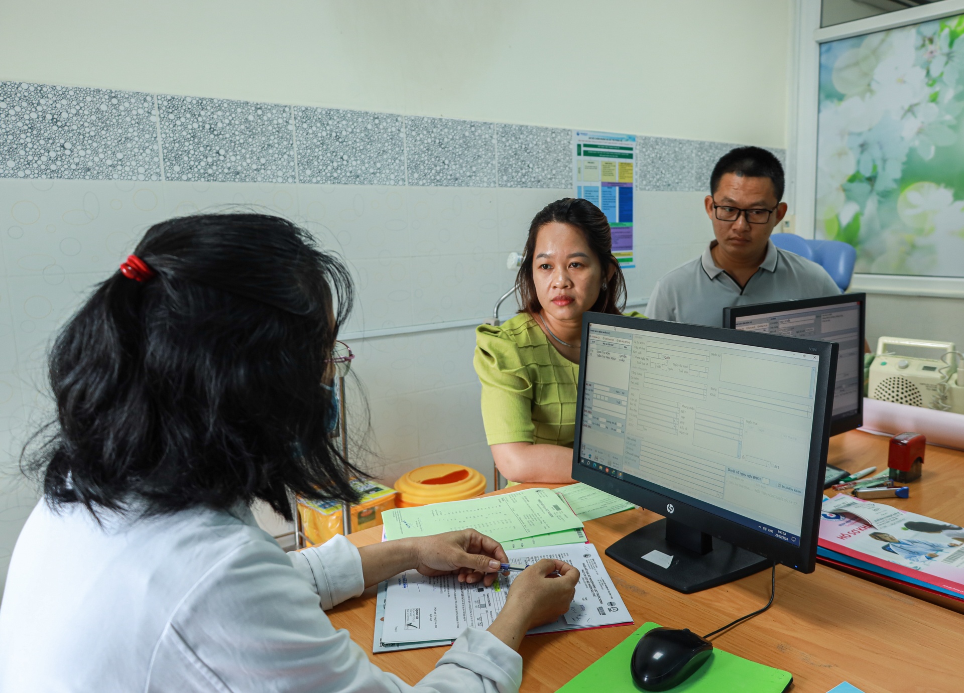 sinh con nam rong anh 7