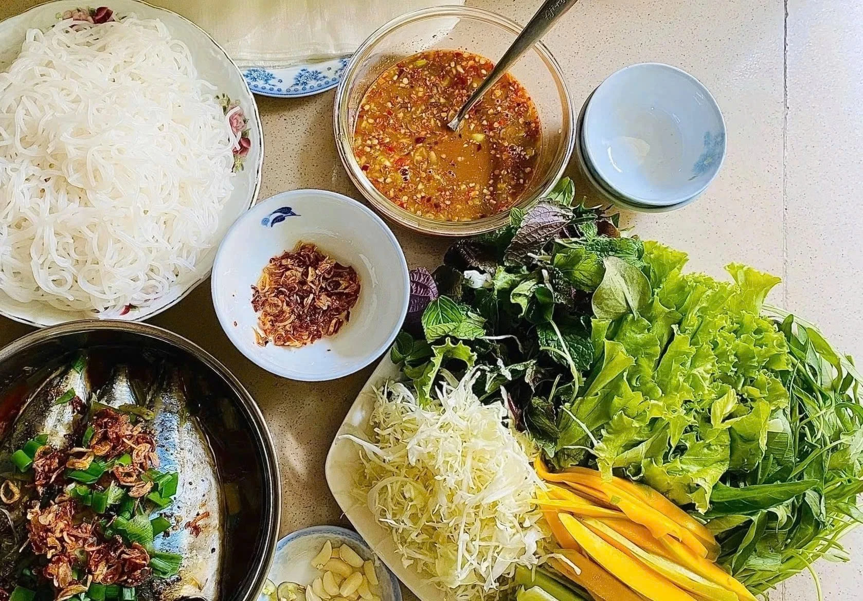 Những loại rau ngon đến mấy cũng không nên ăn sống