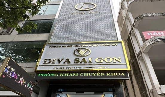 Soc phan ve sau khi lam dep vung kin o Phong kham Diva Sai Gon hinh anh