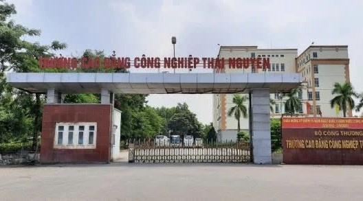 Hang loat hoc sinh mot truong o Thai Nguyen nhap vien bat thuong hinh anh