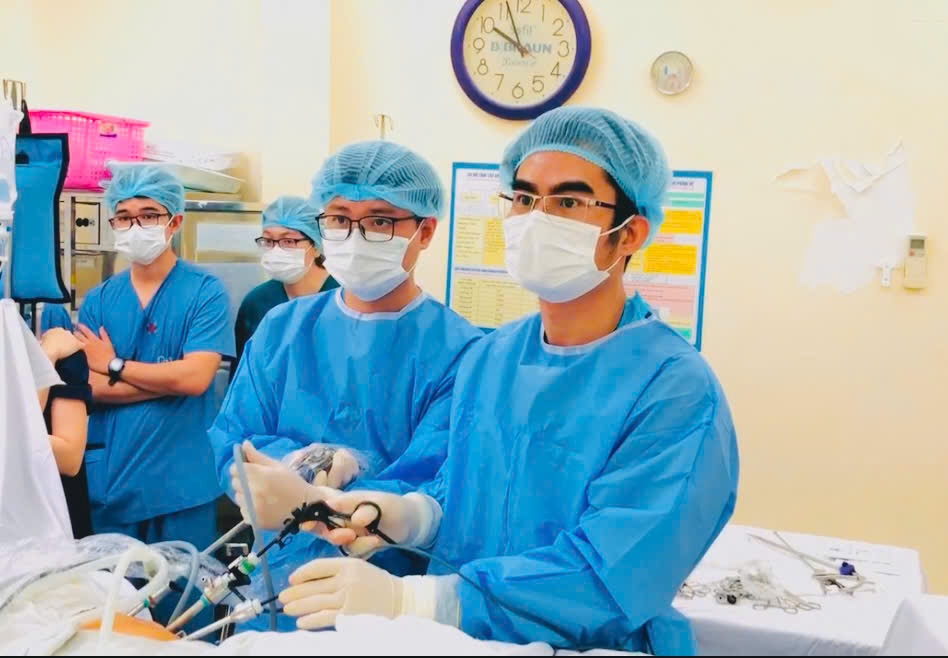 Phat hien mac cung luc 2 benh ung thu tu dau hieu la khi an hinh anh