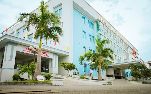 Mot benh vien o TP.HCM co 250 giuong nhung dieu tri 450 nguoi benh hinh anh