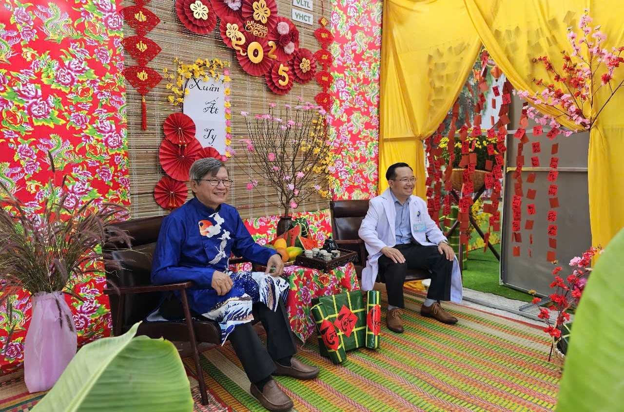 duong hoa tet anh 11