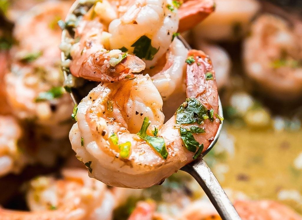 Mom tom sot bo chanh la mieng thom ngon doi vi cho gia dinh hinh anh