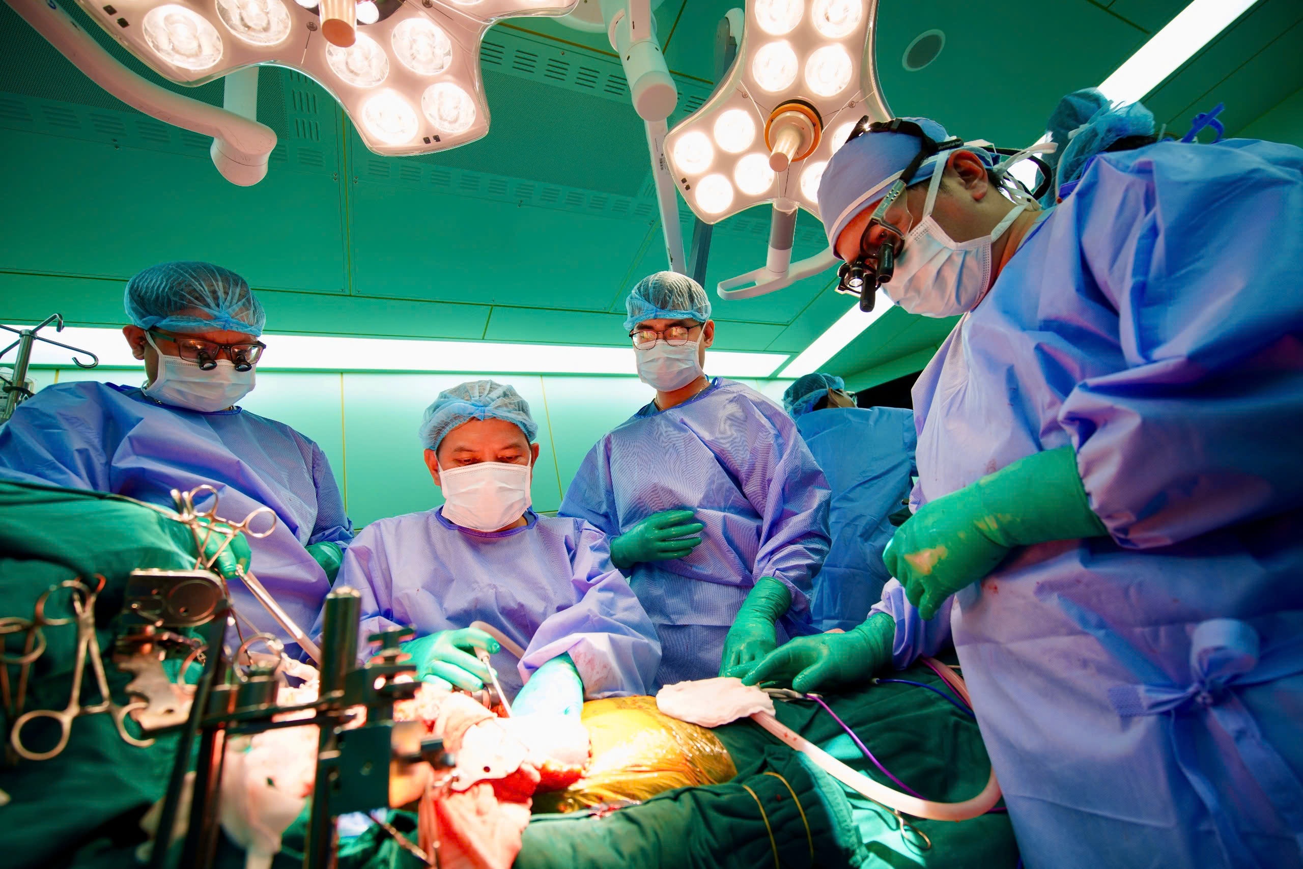 lay va ghep tang anh 6