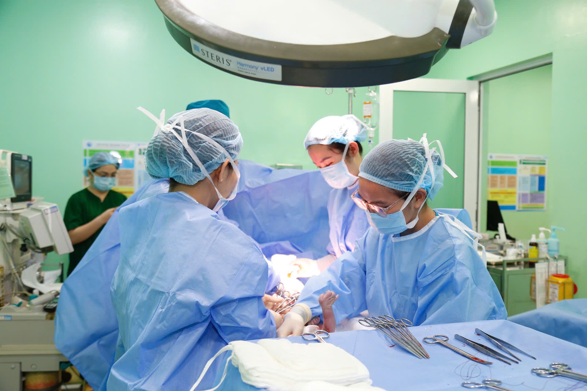 Khi nao duoc mo lay thai chu dong? hinh anh