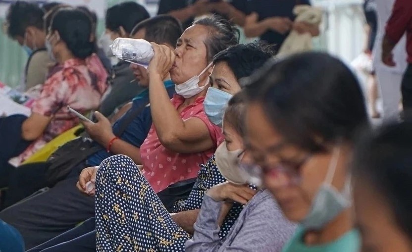 Dieu gi xay ra voi co the khi thoi tiet ngay cang nong hinh anh