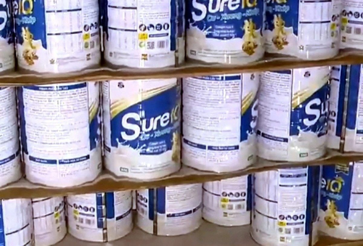 Bo Y te yeu cau siet chat thuc pham gia, kem chat luong hinh anh