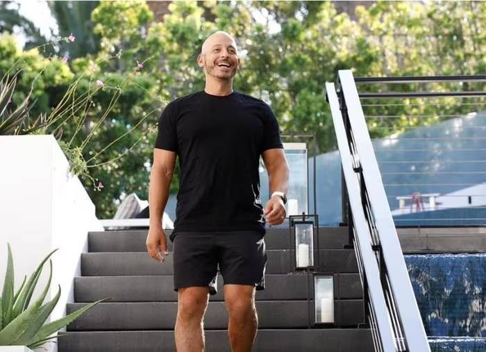 Huan luyen vien cho sao Hollywood tiet lo cach di bo giam mo mau hinh anh