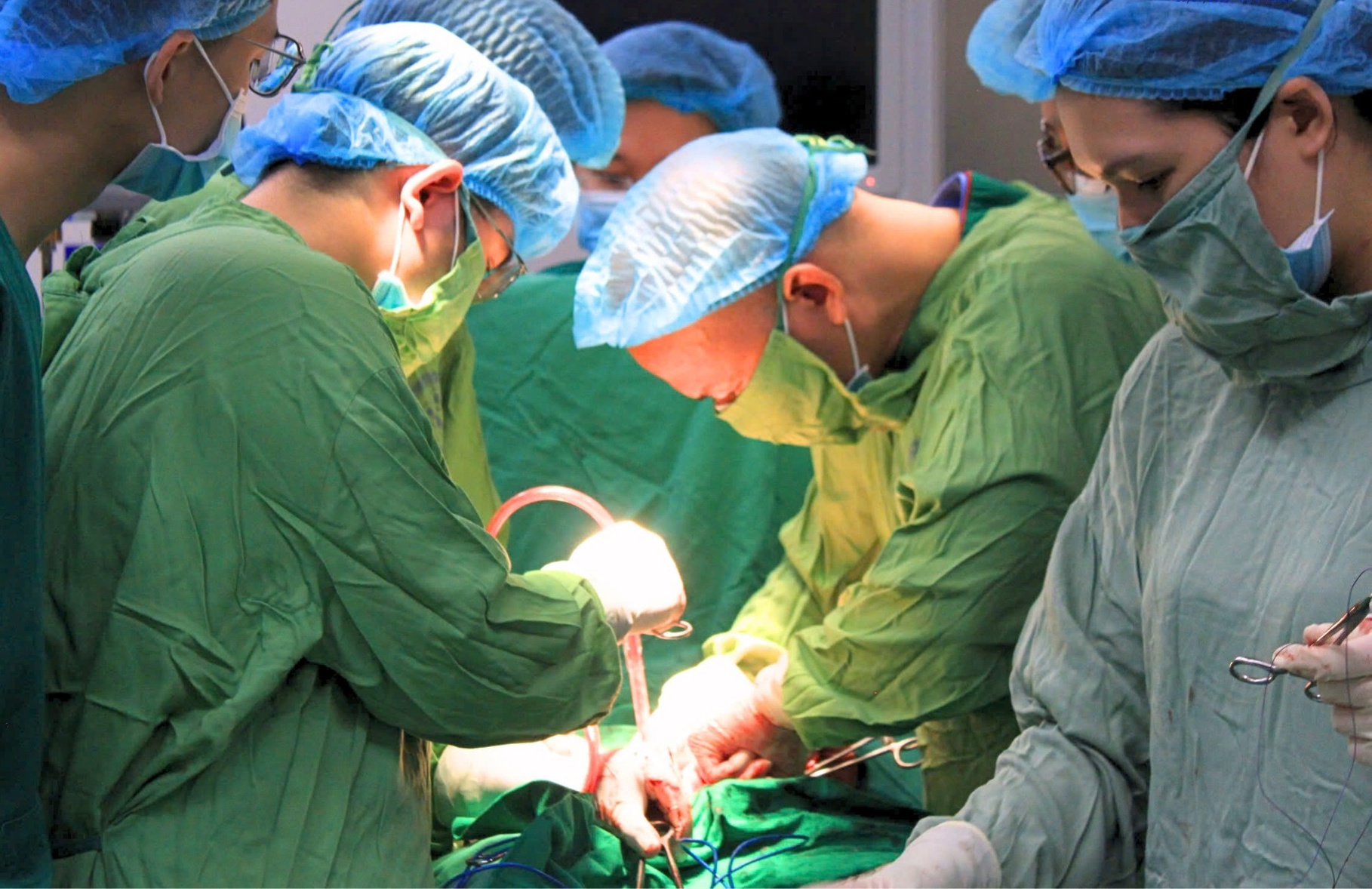 Thai phu mac ung thu sinh con an toan hinh anh