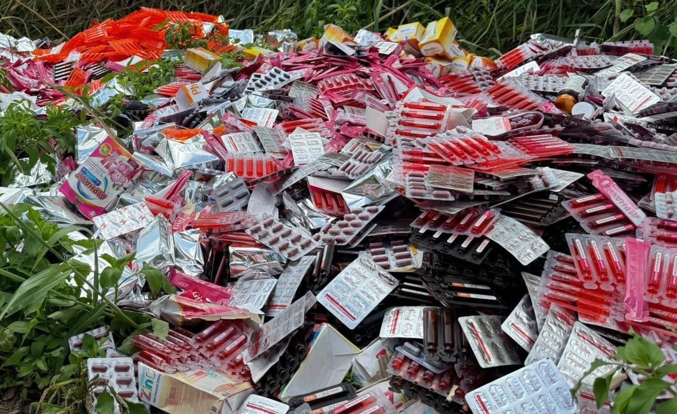 TP.HCM triet pha hang loat duong day san xuat thuoc, TPCN gia hinh anh