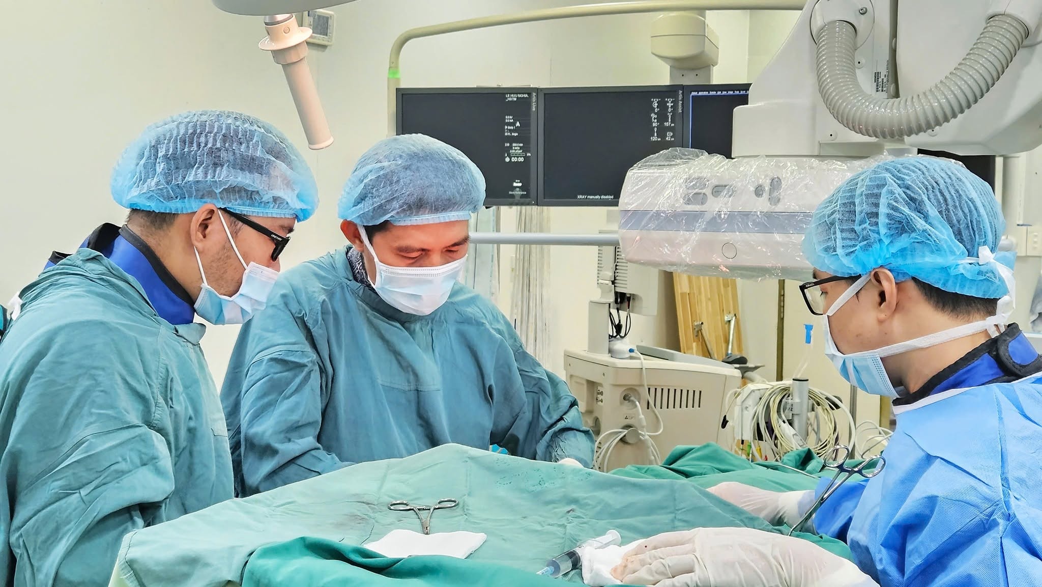 Nguoi dan ong o TP.HCM hai lan thoat chet trong luc ngu hinh anh