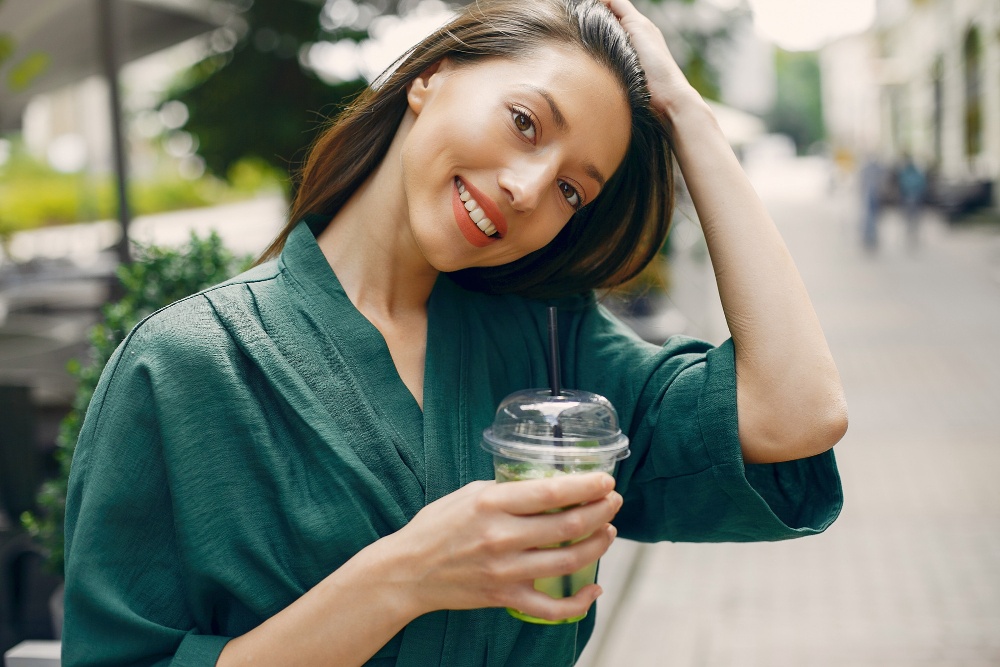 5 loai do uong lam tang toc do lao hoa cua co the hinh anh