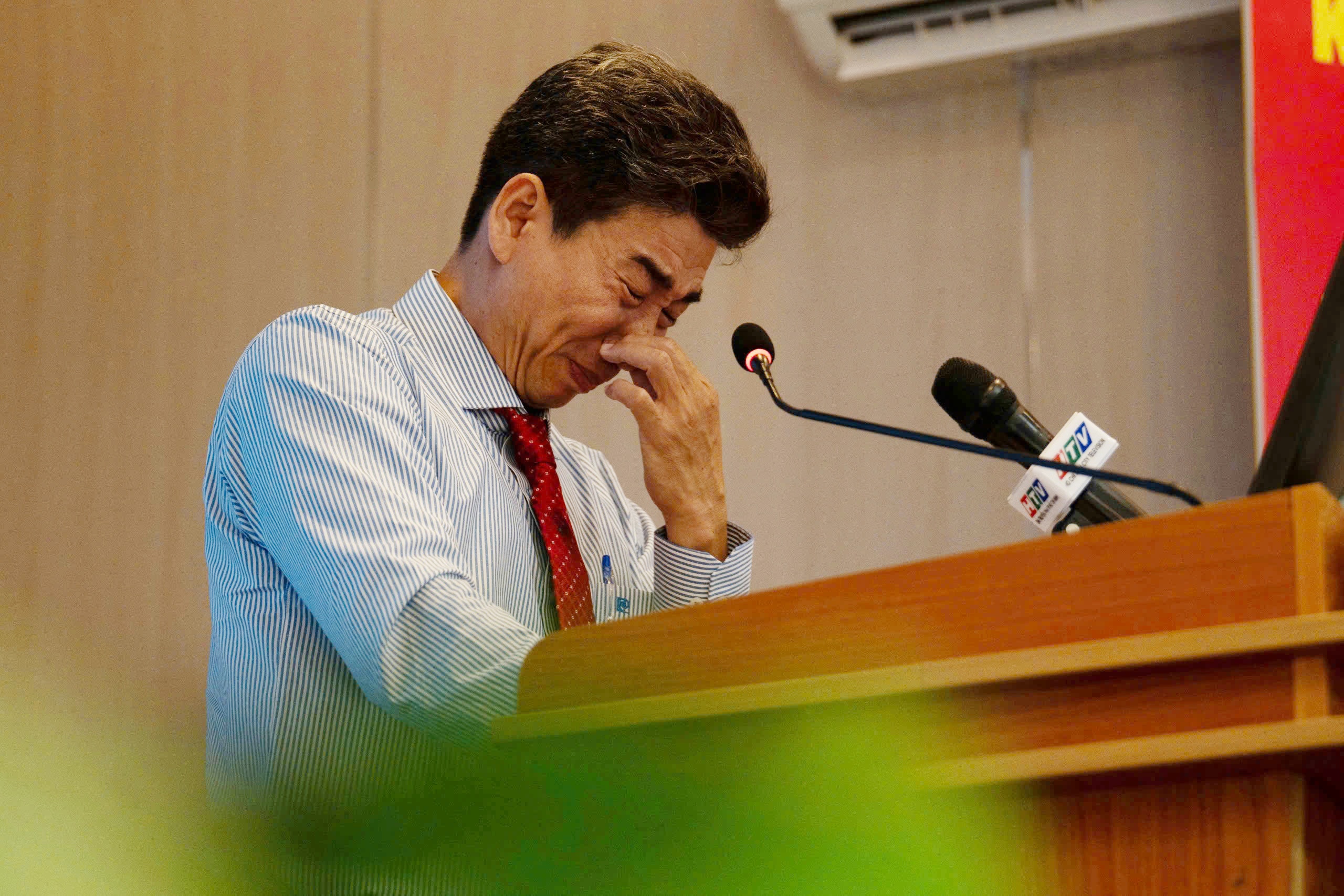 Bac si TP.HCM roi nuoc mat ke ve nhiem vu ‘chua tung co’ hinh anh