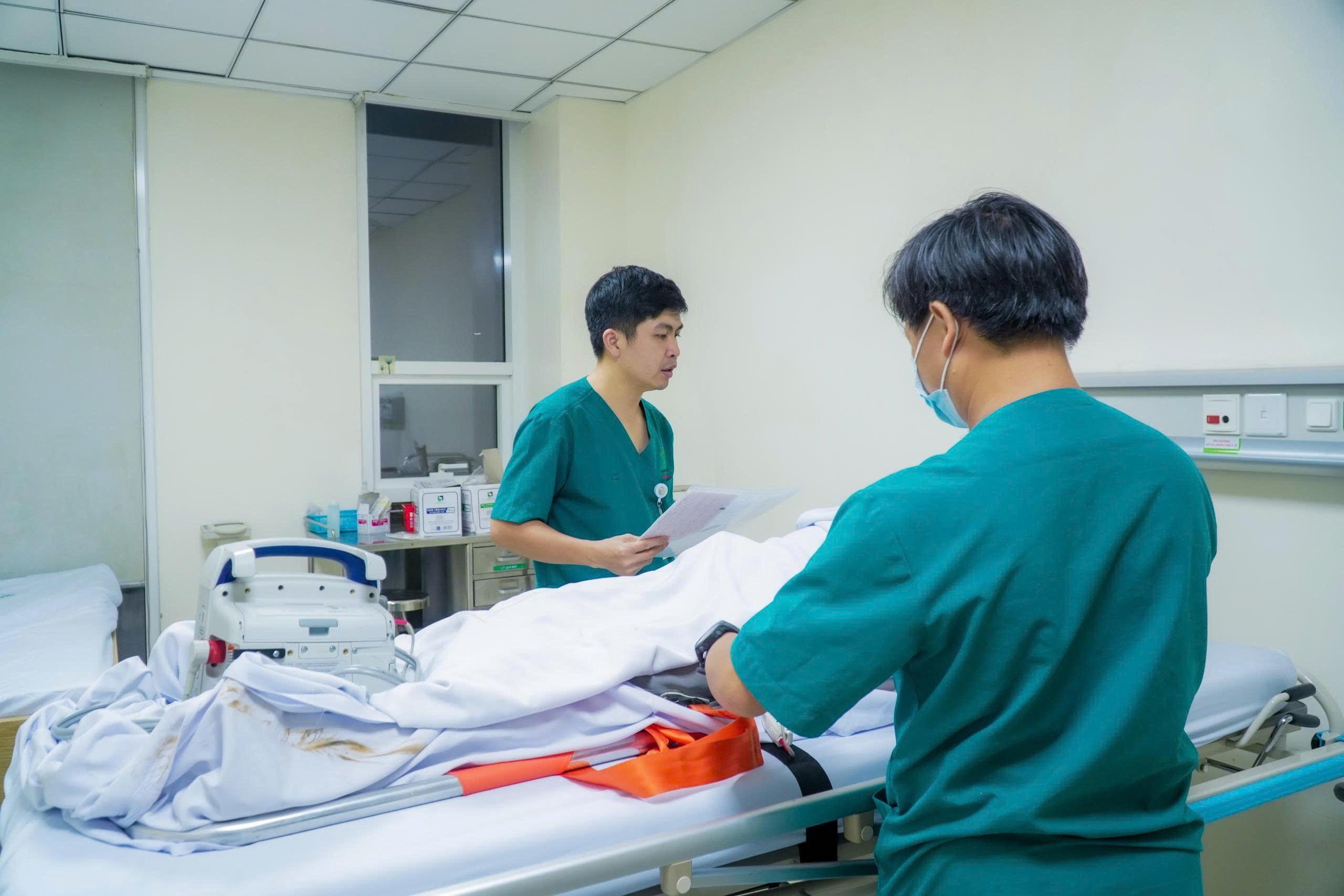 truc thang cuu benh nhan anh 7