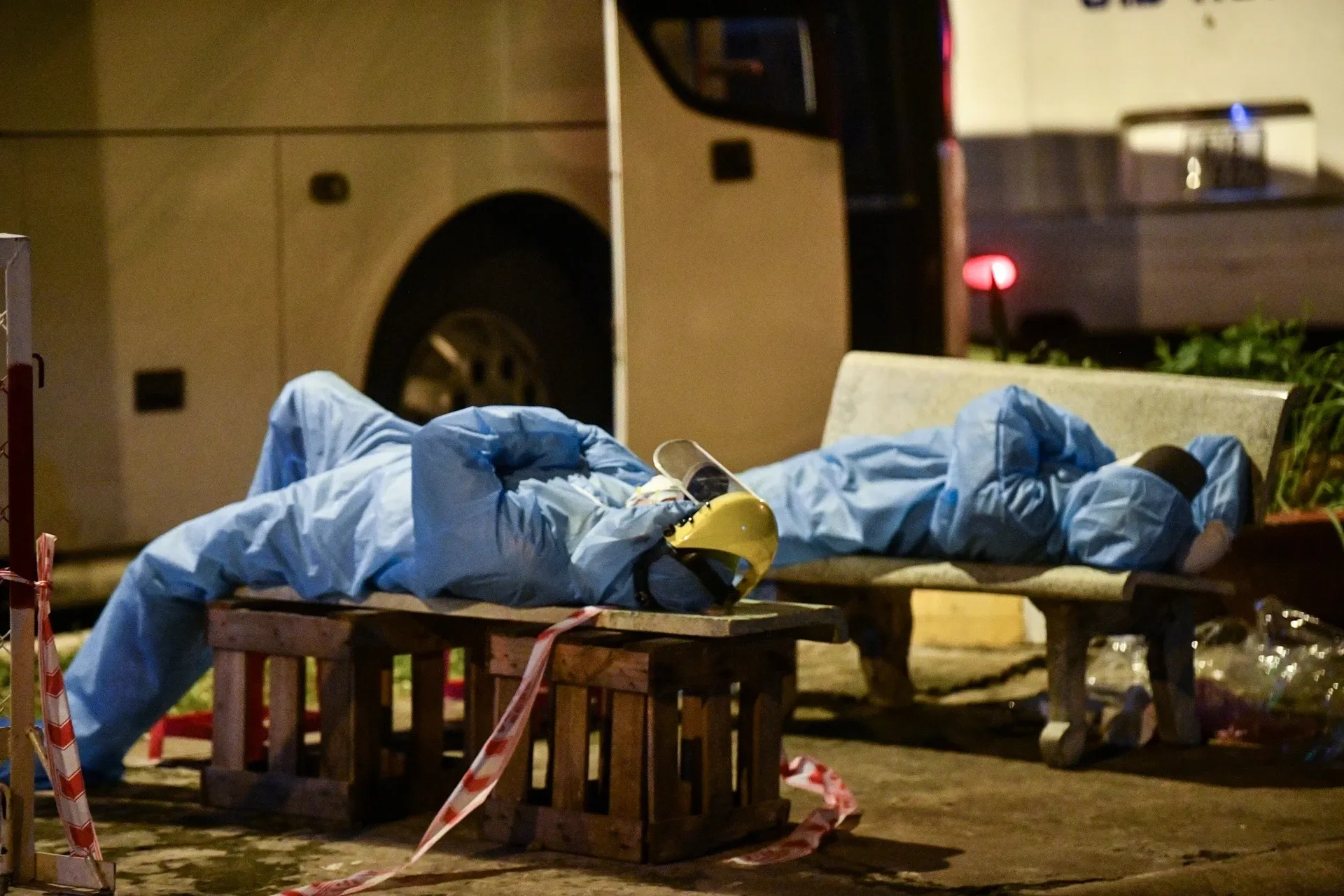 tuong dai tuong niem Covid-19 anh 6