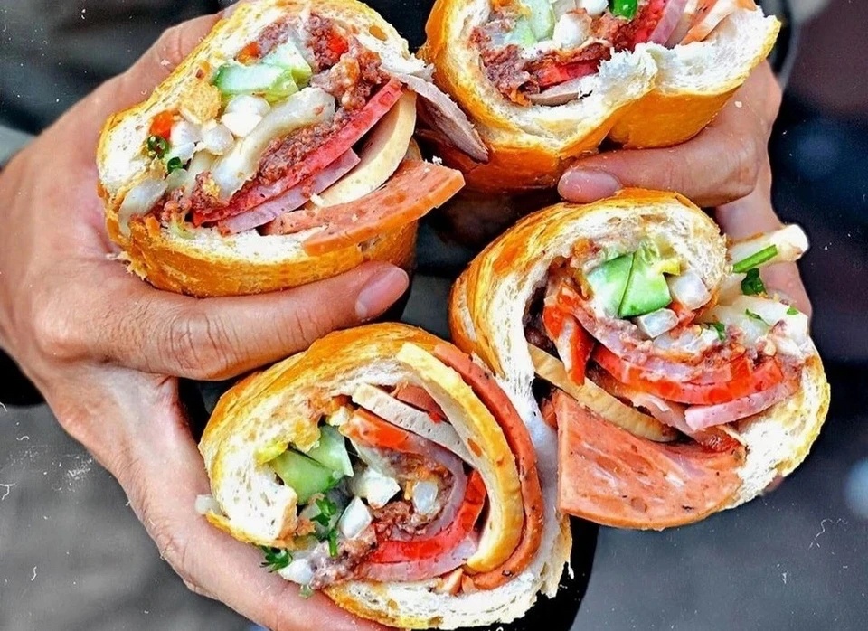 So ATTP vao cuoc vu 162 nguoi ngo doc banh mi o TP.HCM hinh anh