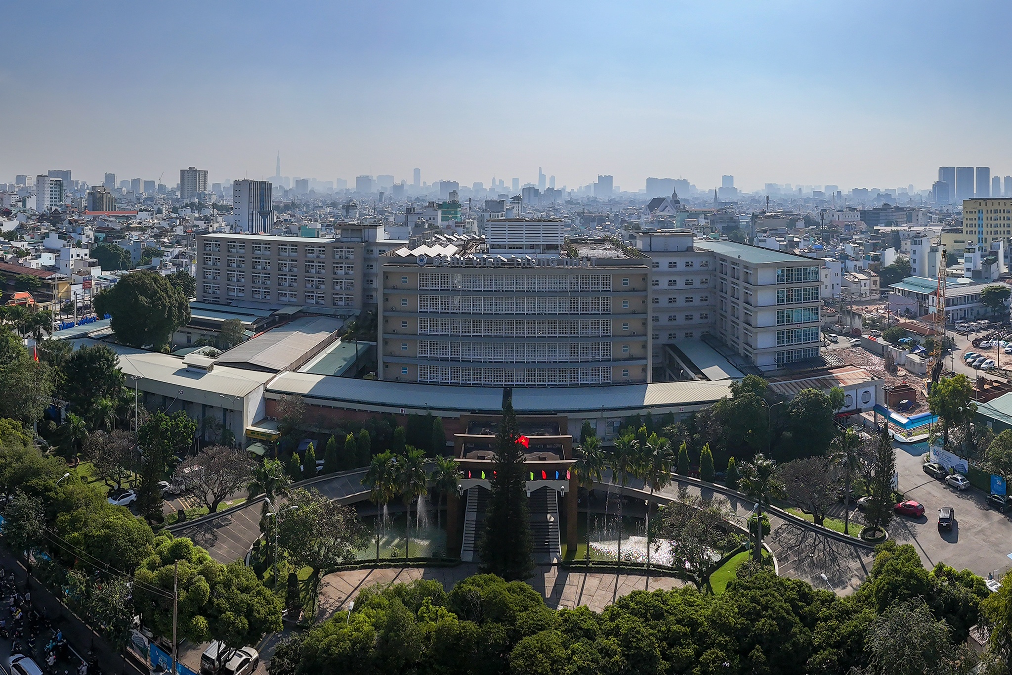 benh vien thong nhat anh 2