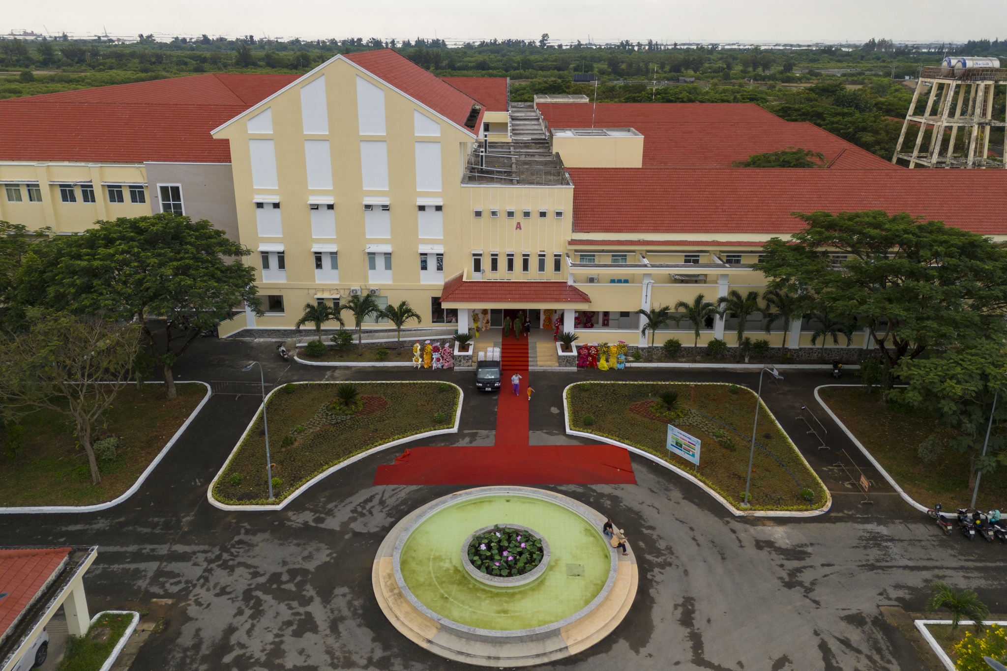 benh vien tu du anh 1