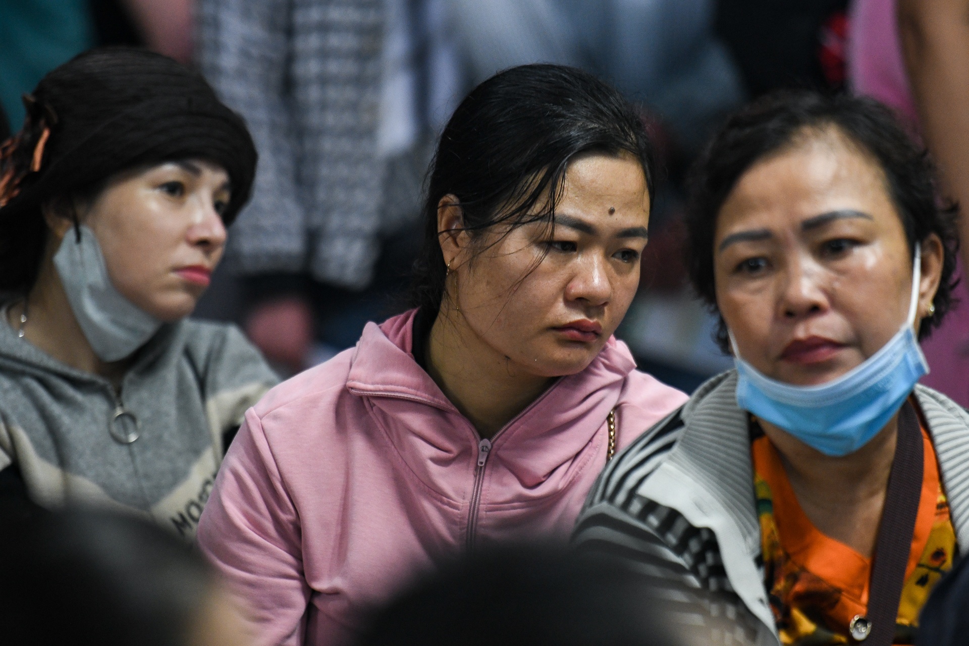 Vay no tien ty, ban nha de chua ung thu hinh anh