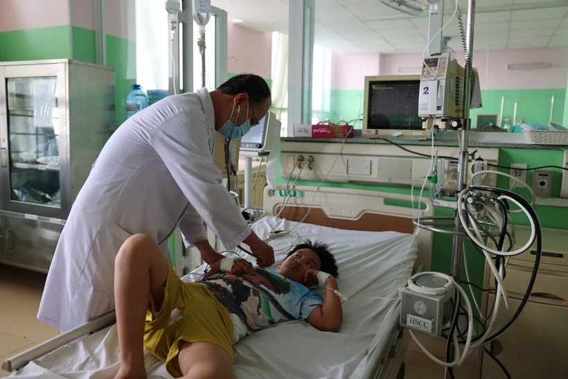 TP.HCM ghi nhan 102 nguoi nghi ngo doc sau khi an banh mi hinh anh