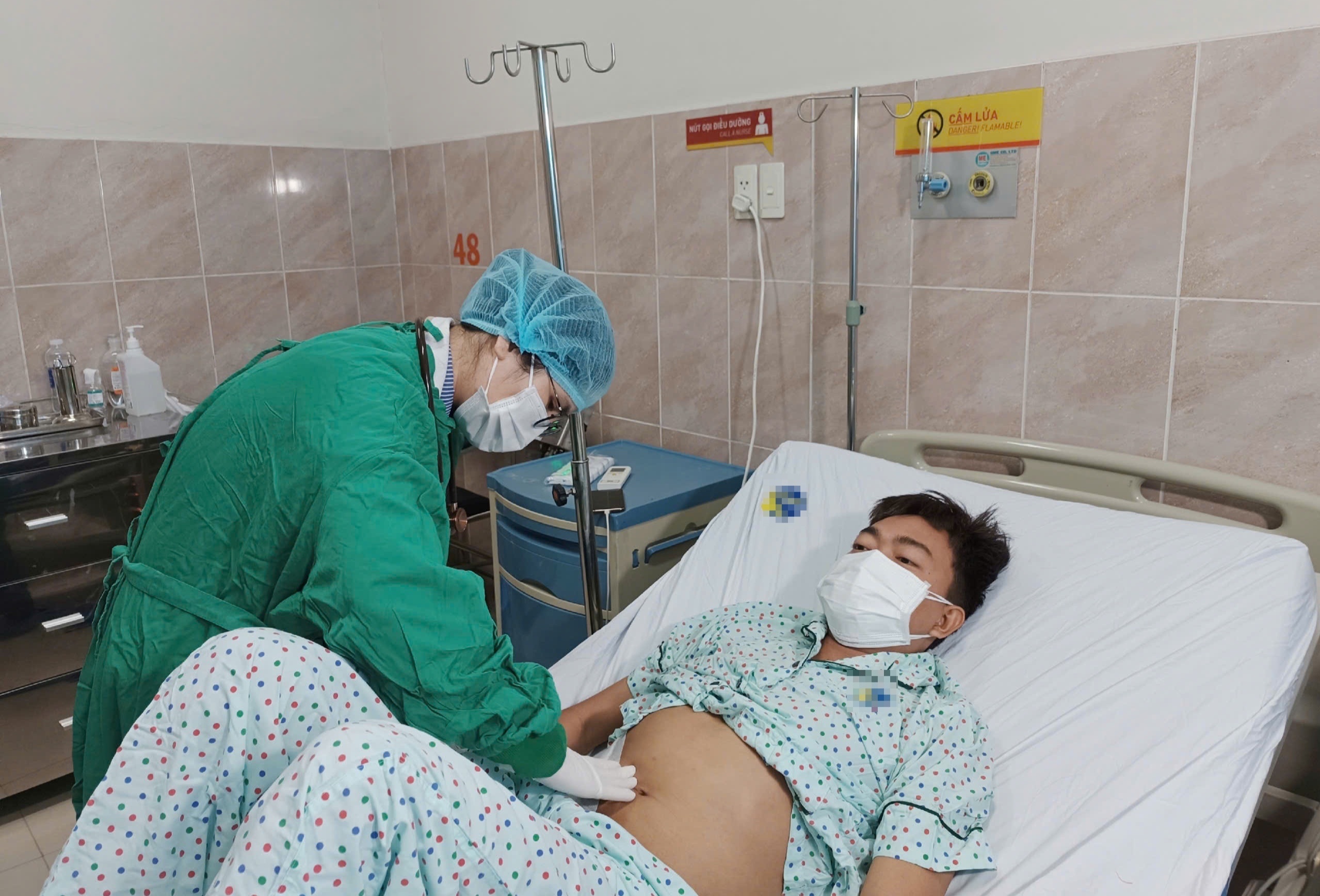 Suy than o tuoi 25 hinh anh