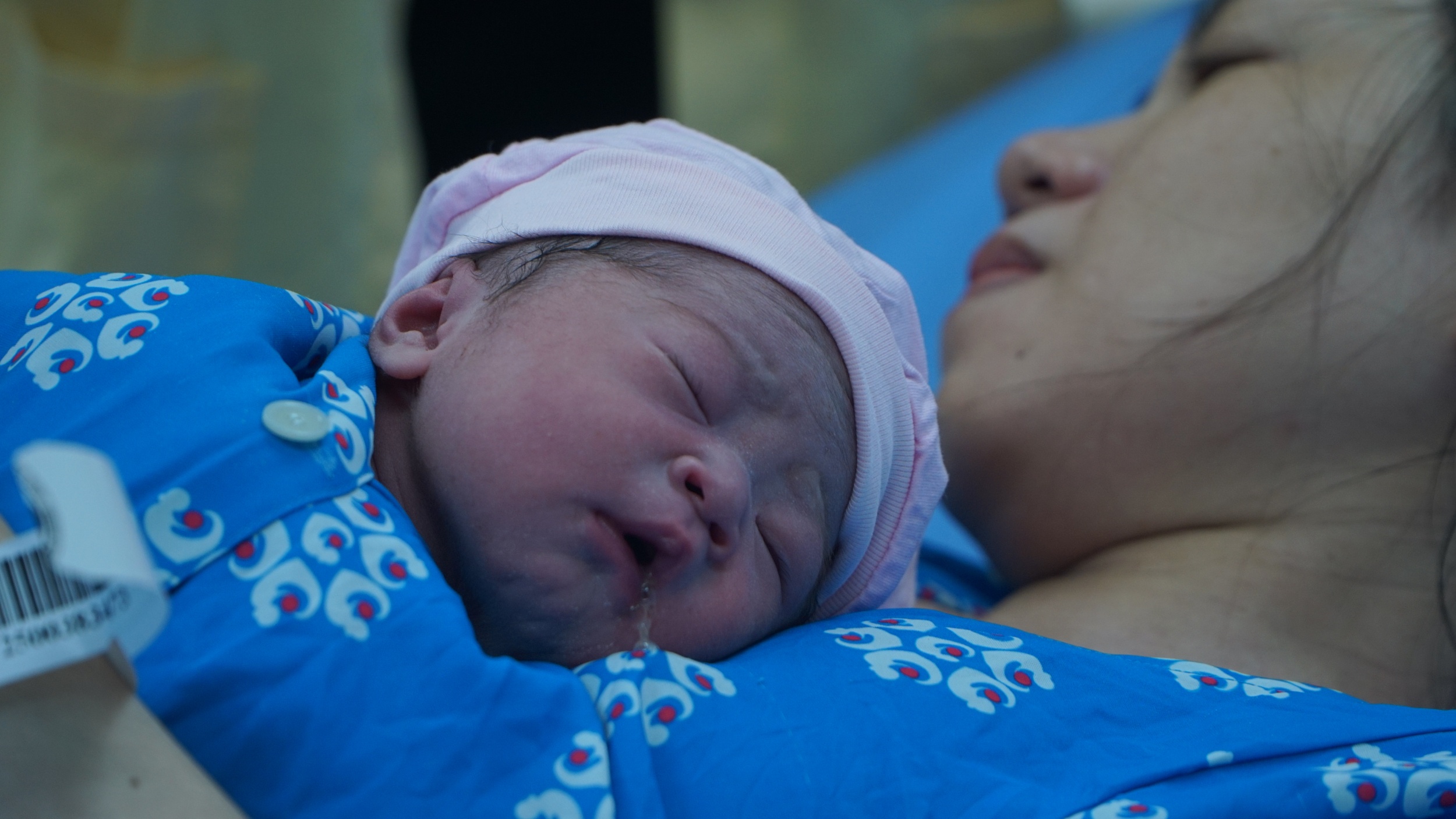 cong dan dau tien anh 2