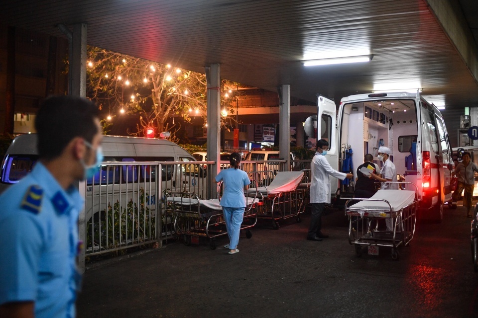 Hang tram ca nhap cap cuu tai Benh vien Cho Ray moi ngay hinh anh