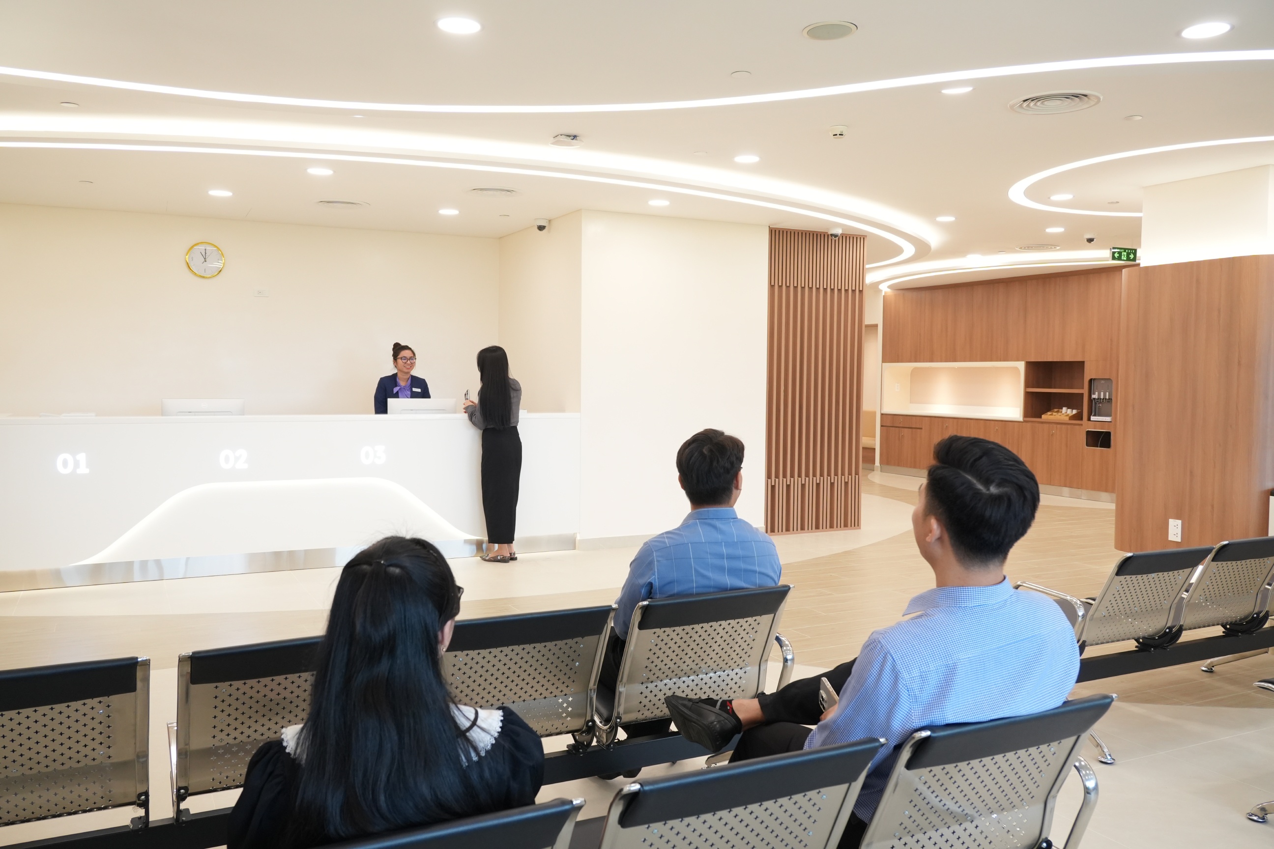 benh vien quoc te anh 1