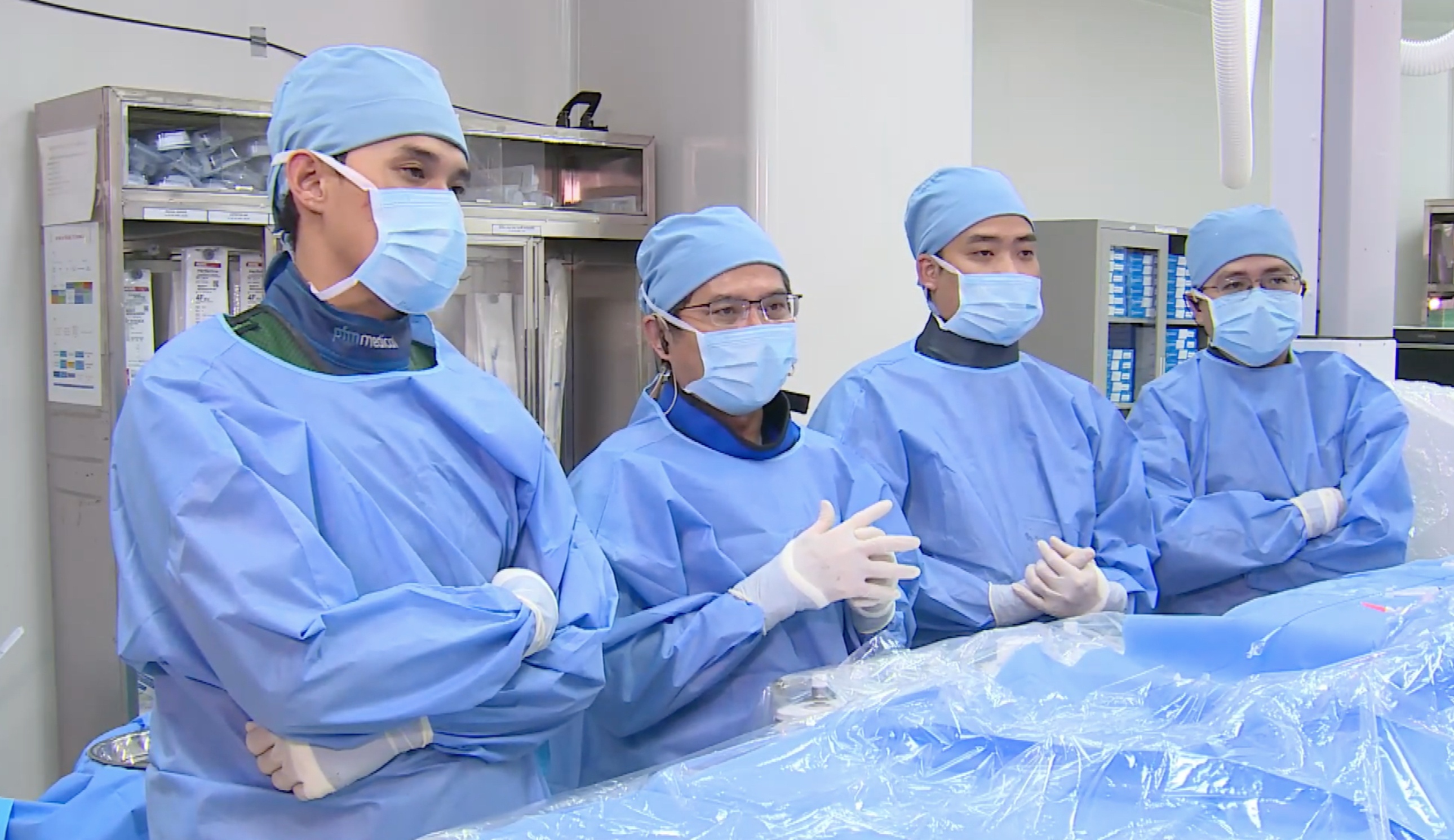 Nhat Ban moi bac si TP.HCM 'thi pham' can thiep tim mach hinh anh