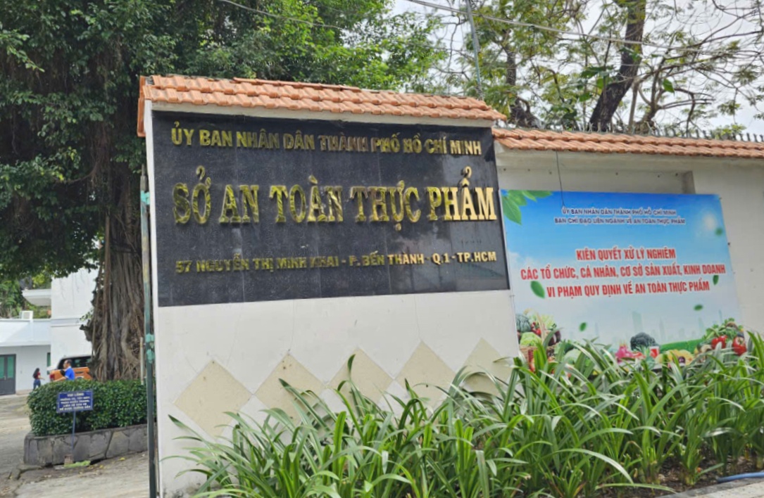 Pham Khanh Phong Lan anh 7