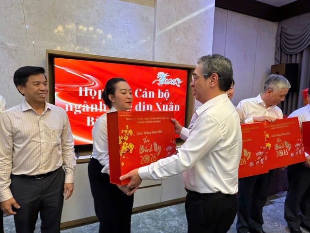 bac si noi tru anh 1