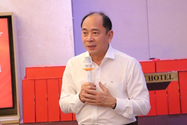 TPHCM chi tra 100% hoc phi cho bac si noi tru hinh anh