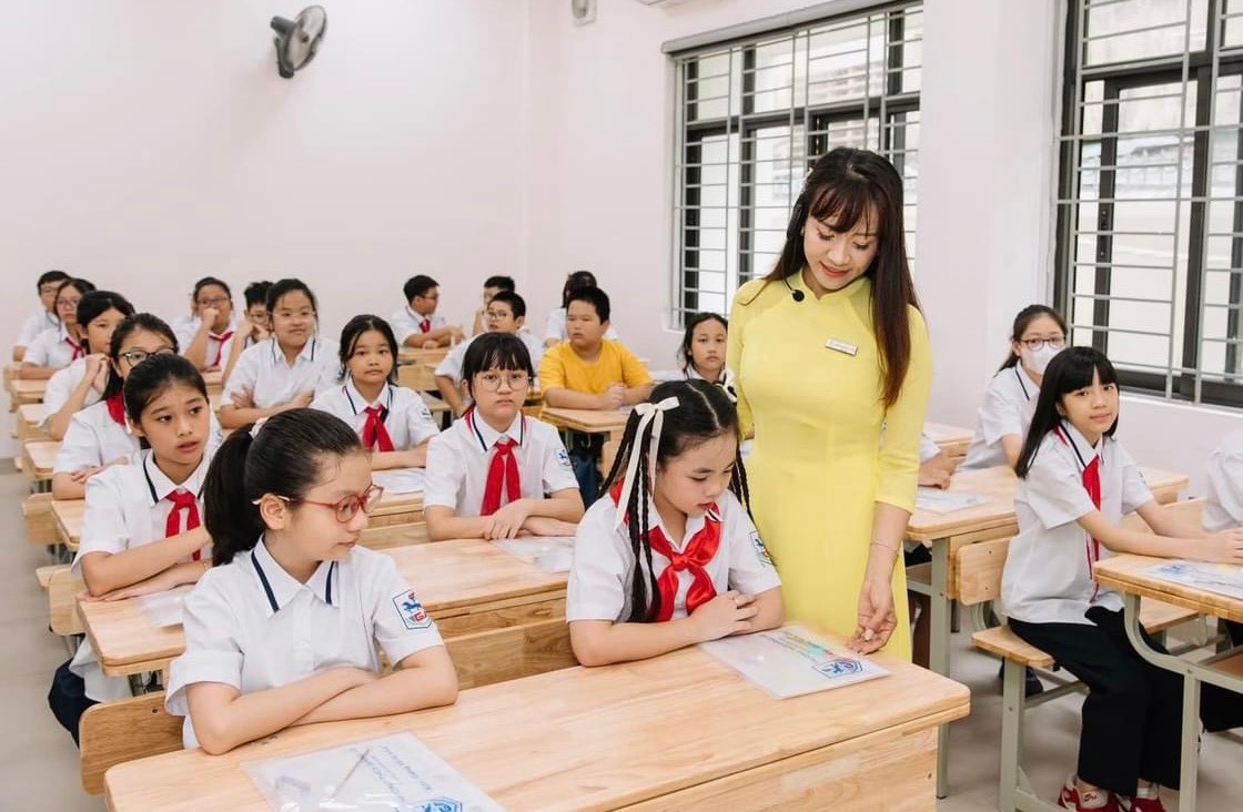 Day them gio, nha giao phai chiu thue thu nhap ra sao? hinh anh