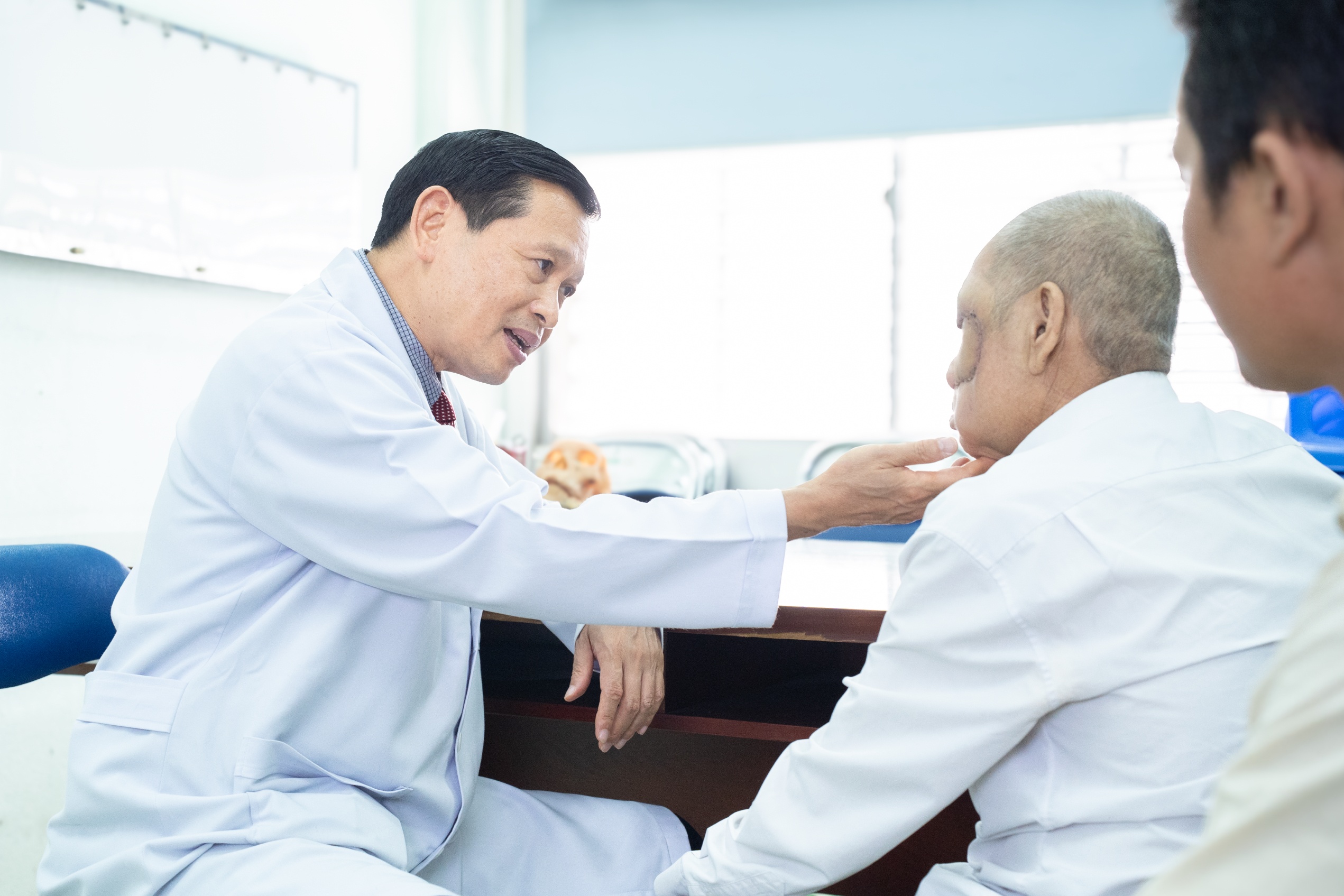 Ca dieu tri ung thu kho, lan dau thuc hien tai Benh vien Cho Ray hinh anh