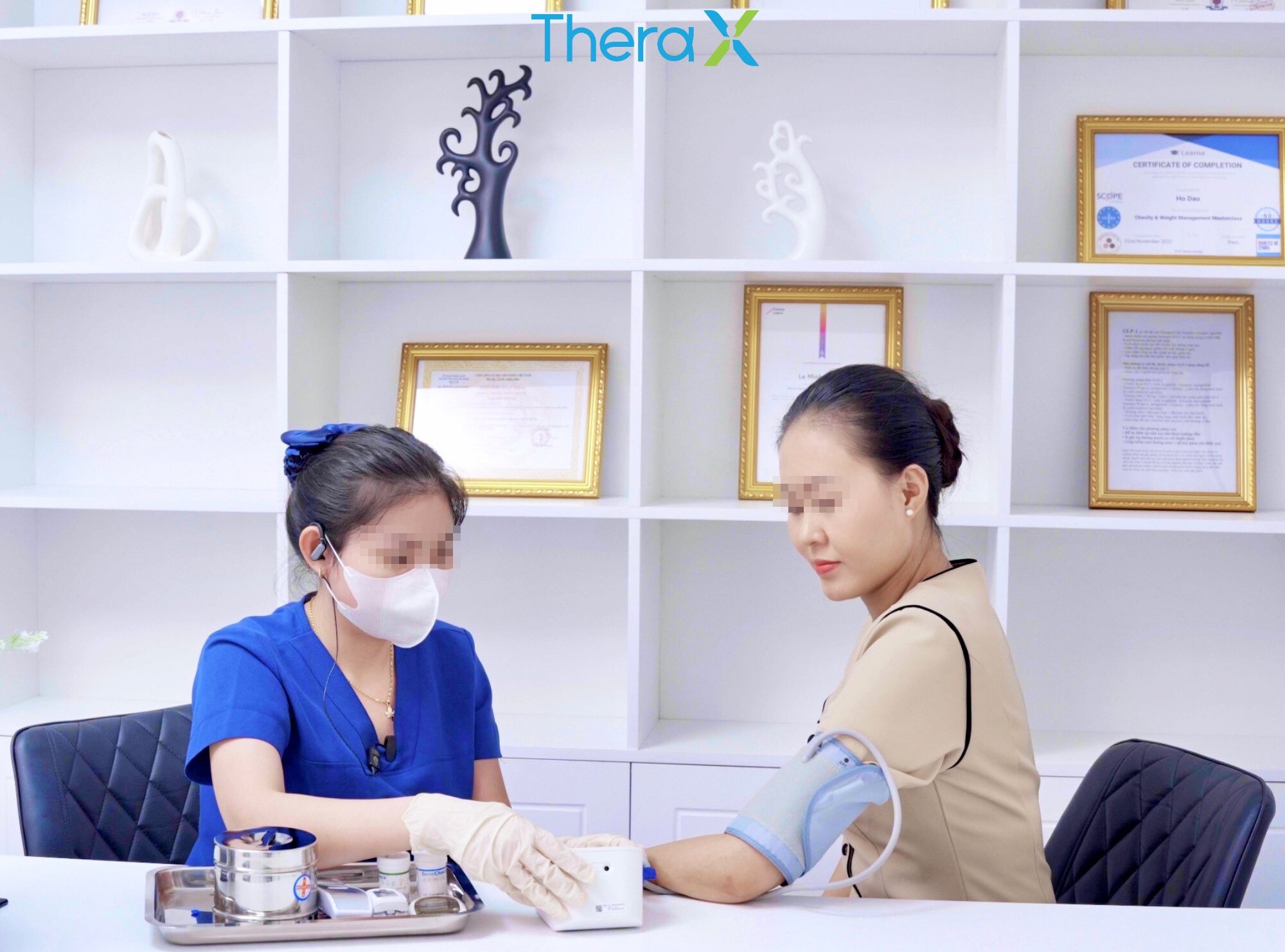 Phat nang nhieu co so y te o TP.HCM, co ca nhan bi phat 415 trieu dong hinh anh