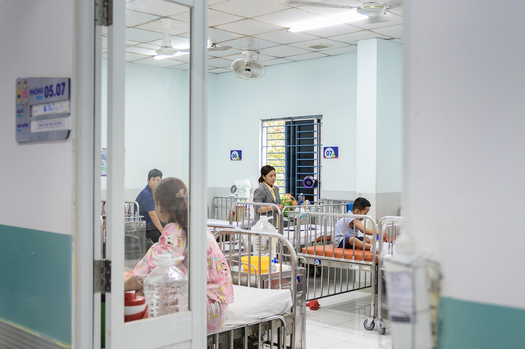 tay chan mieng anh 6