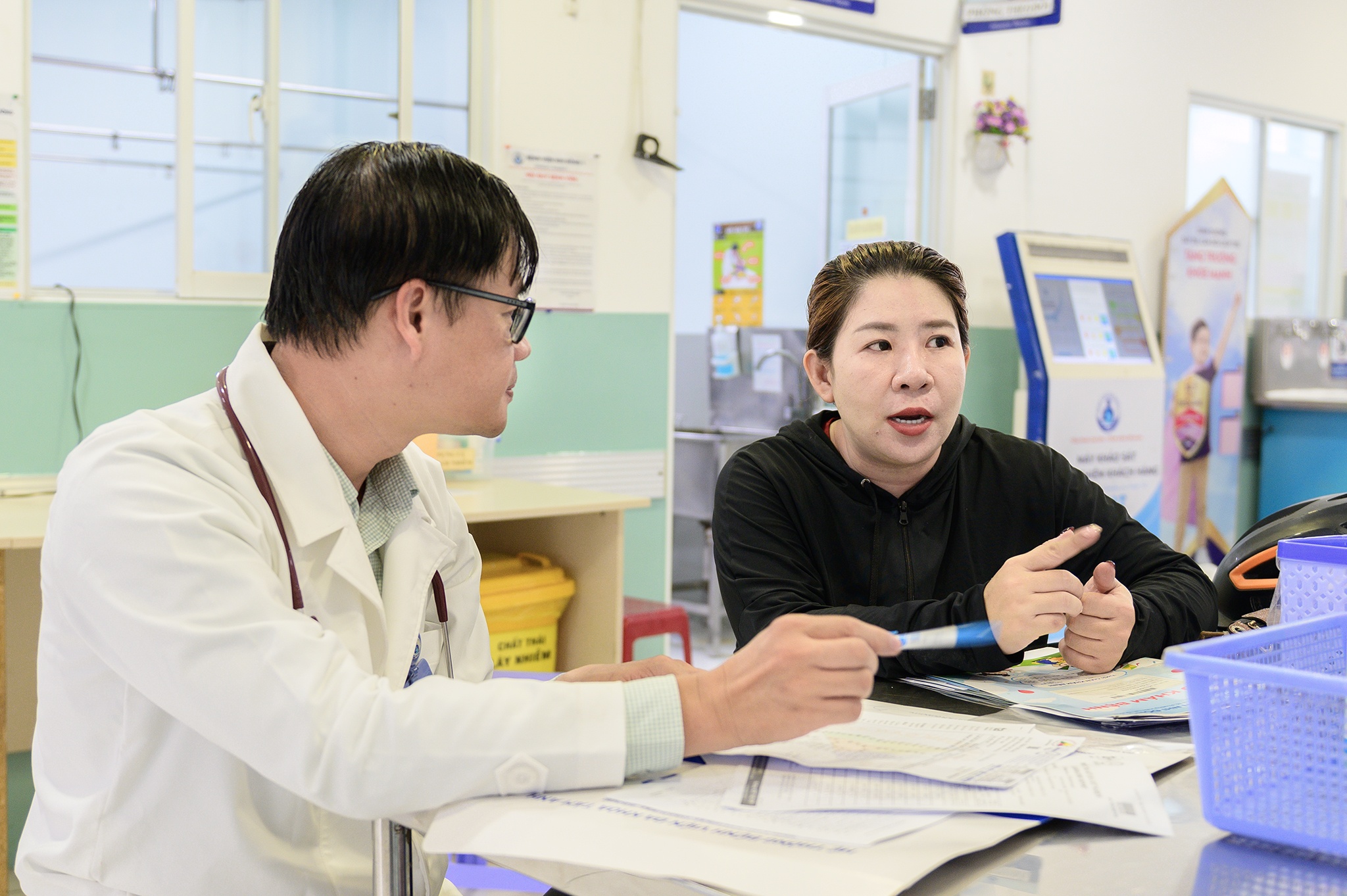 tay chan mieng anh 12