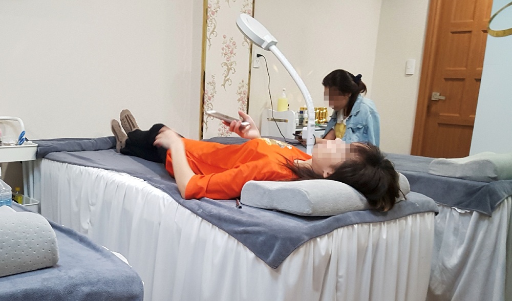 Xu ly tu diem tiem filler trong nha rieng o TP.HCM hinh anh