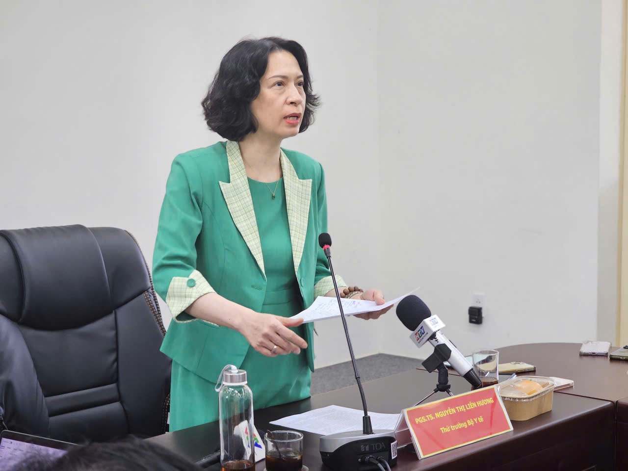 tay chan mieng anh 3