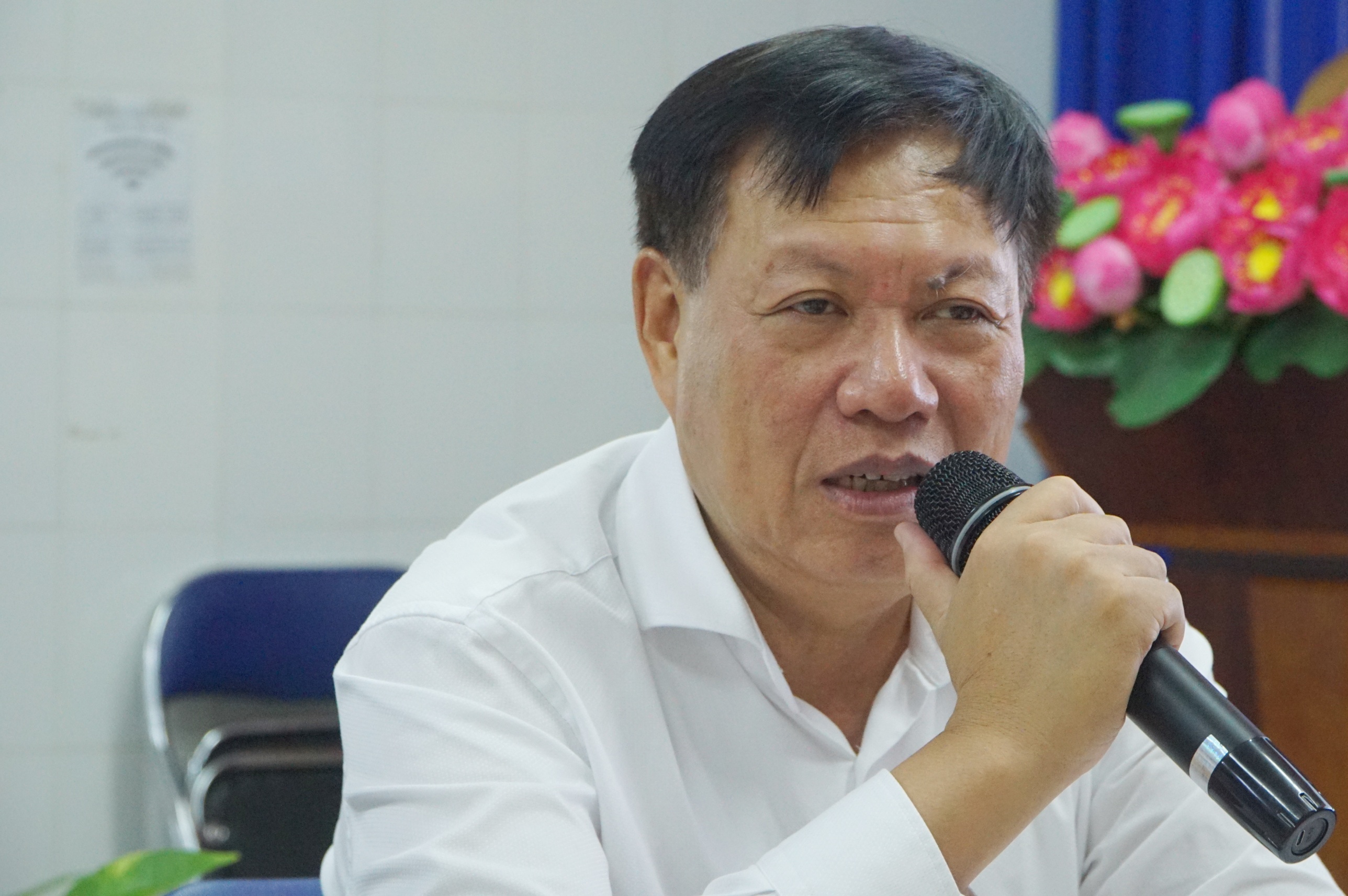 Thu truong Do Xuan Tuyen: 'Khong khoan trang y te co so cho cap xa' hinh anh