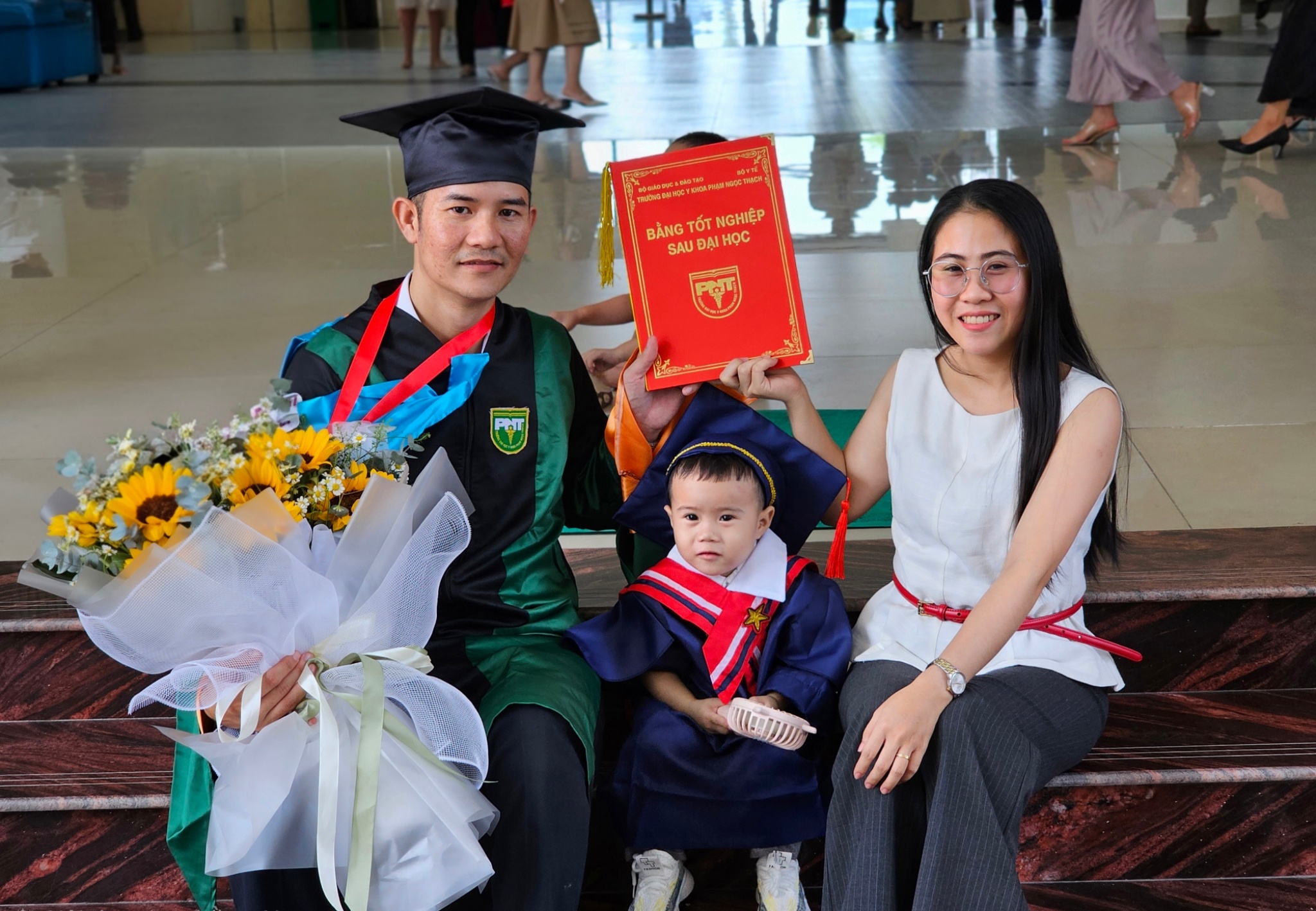 Mot truong Y o TP.HCM tang 250% so tien si tot nghiep sau dai hoc hinh anh